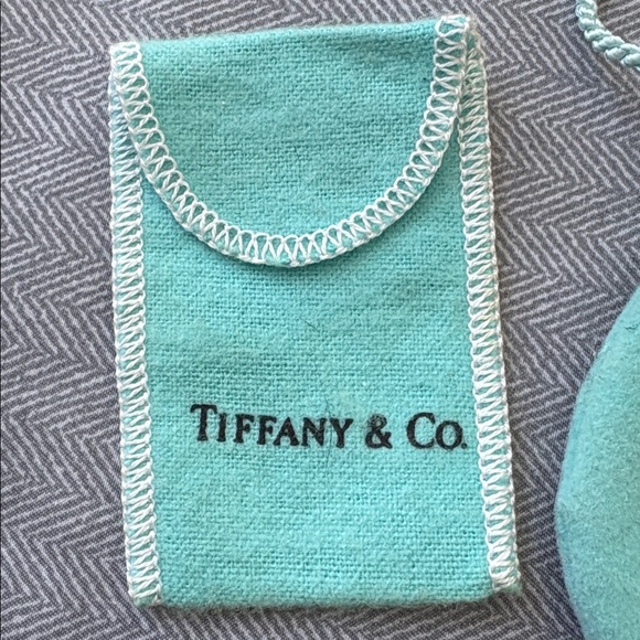 Tiffany & Co. Ring Bag Set - Picture 3 of 3